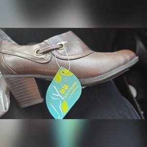 Women's Yuu Brown Faux Leather Nelman Cuffed Ankle Booties Block Heels Size 6.5m